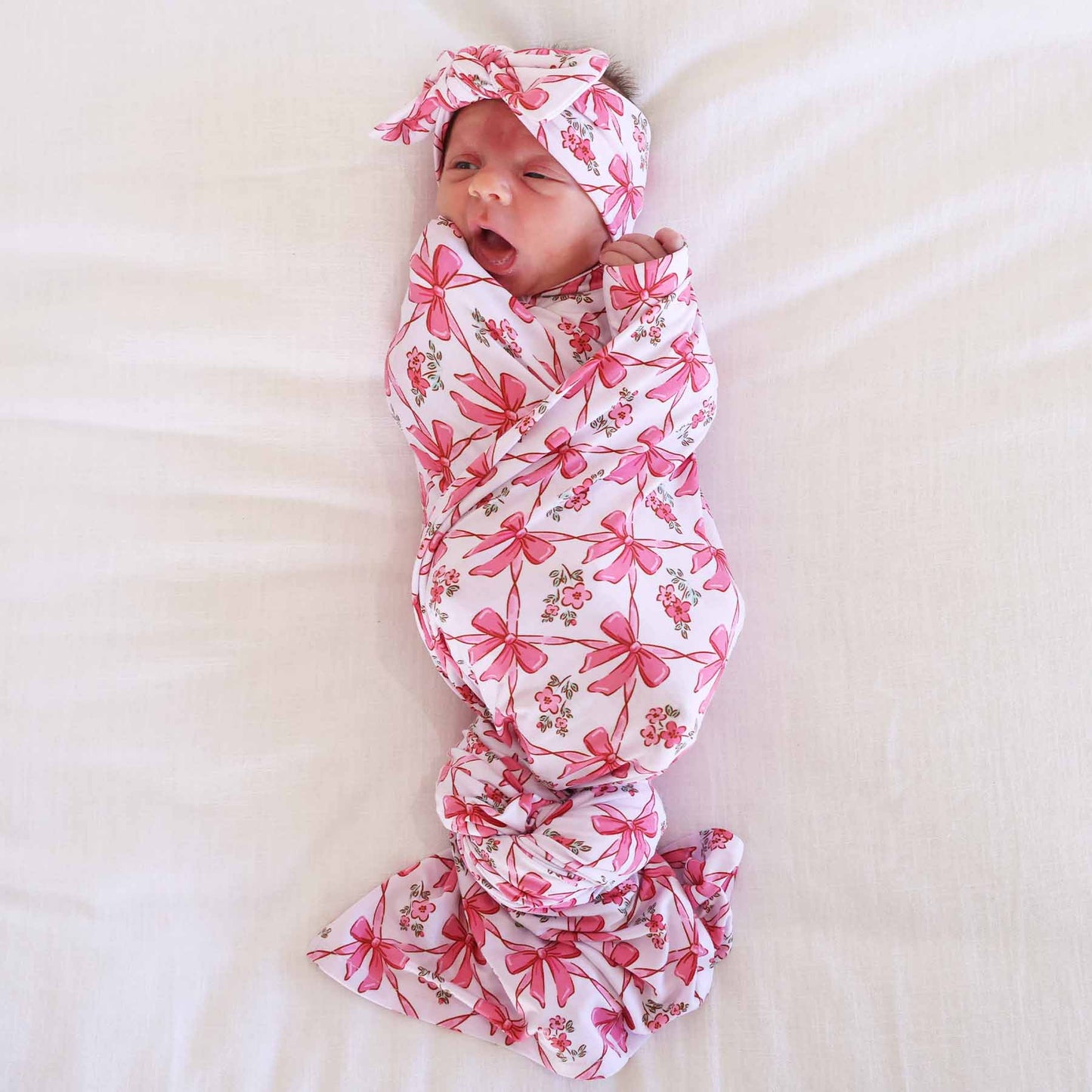 Bow Besties Oversized Swaddle Blanket