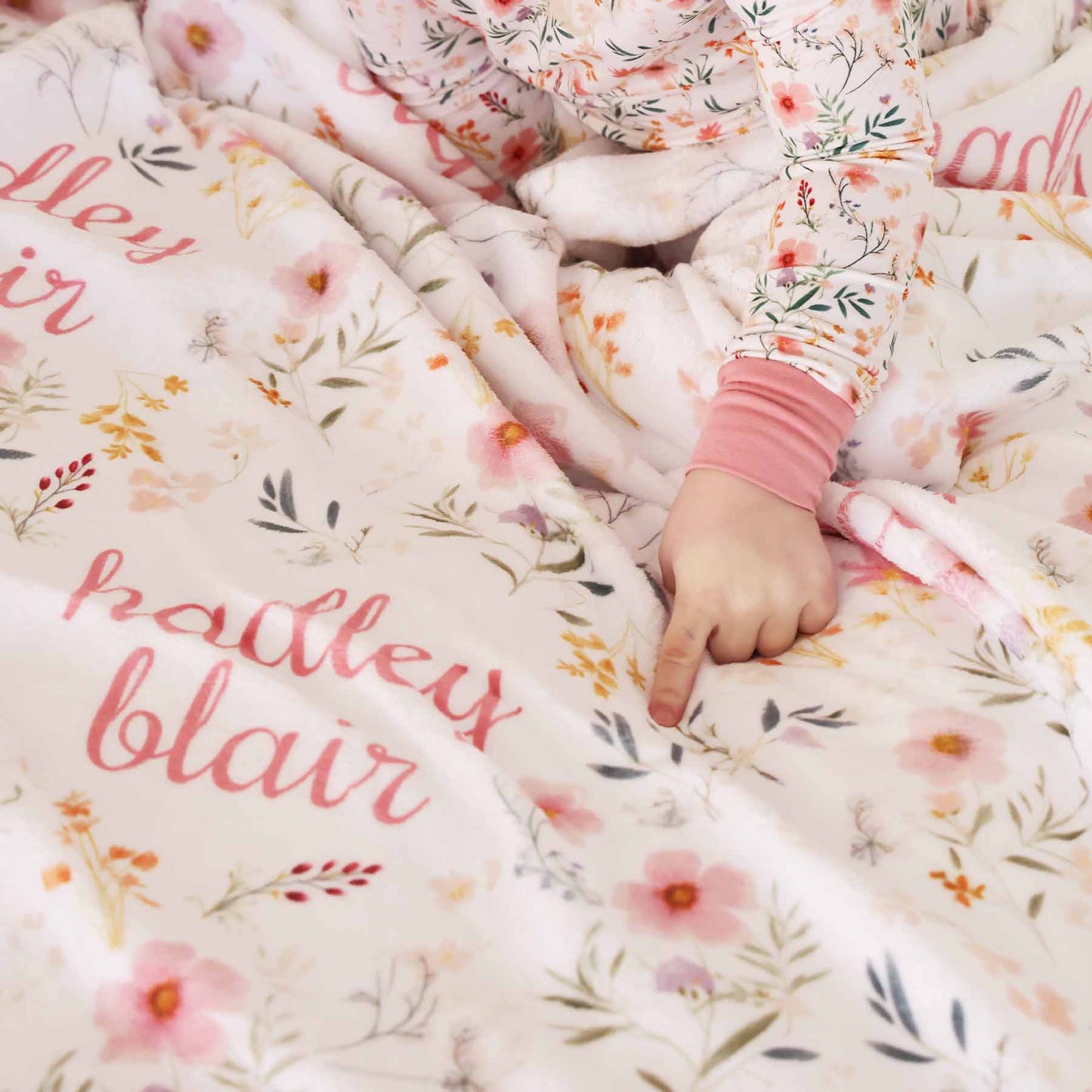 Winnie's Wildflowers Personalized Kids Blanket